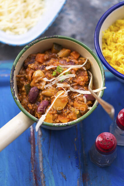Chilli con carne with carrots — Stock Photo