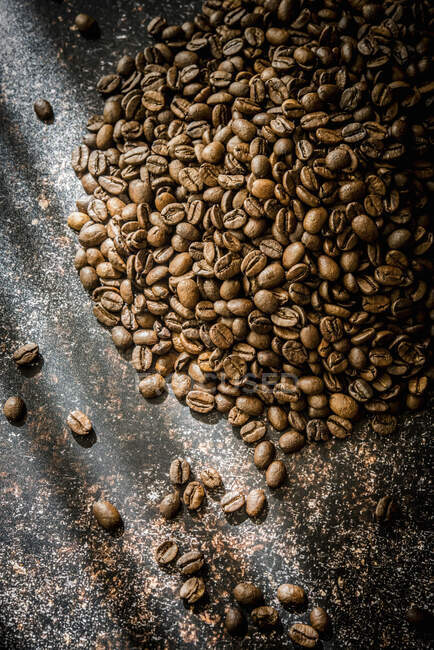 Close-up shot of Coffee beans in sunlight — Stock Photo