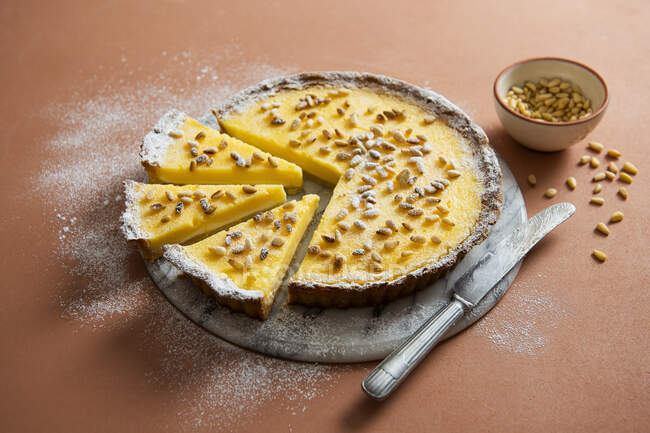Torta della nonna Ricota italiana e torta de limão com pinhões — Fotografia de Stock