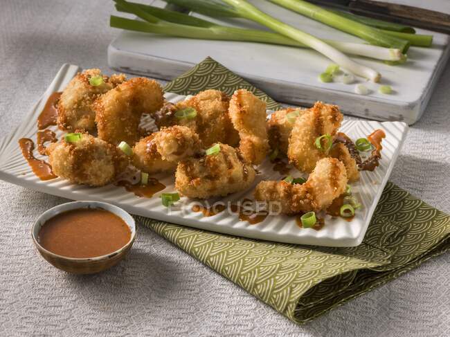 Chicken and shrimp poppers — Stock Photo