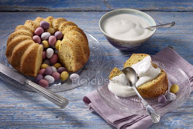 Pâques safran gâteau vue rapprochée — Photo de stock