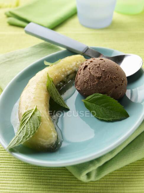 Schokolade Minze Bananen Dessert — Stockfoto