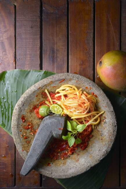 Sambal Mangga (Indonesian mango chilli relish) — Stock Photo