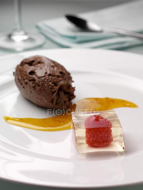 Chocolate mousse close-up view — Stock Photo