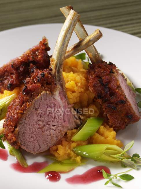 Rack of lamb with mashed swede — Stock Photo