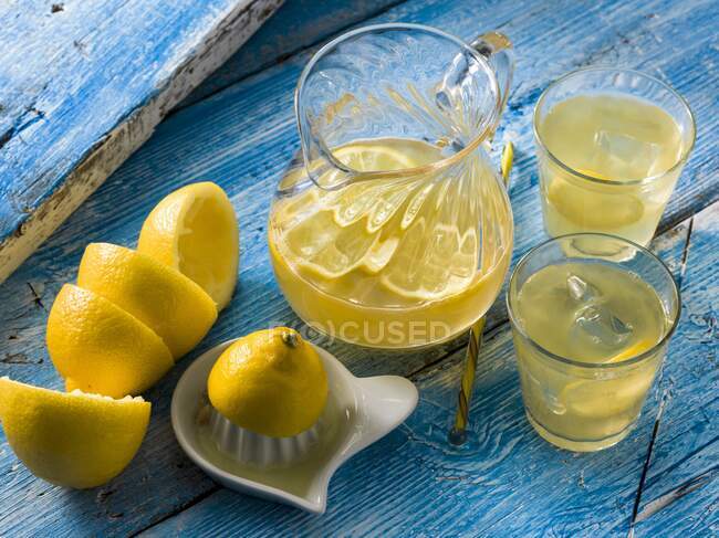 Limonada jamaicana vista de cerca - foto de stock