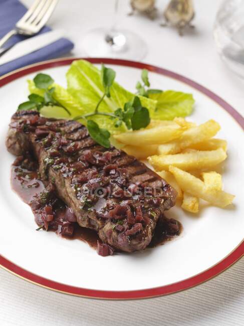 Bordelaise sirloin steak close-up view — Stock Photo