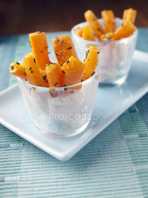 Delicious fresh homemade french fries — Stock Photo