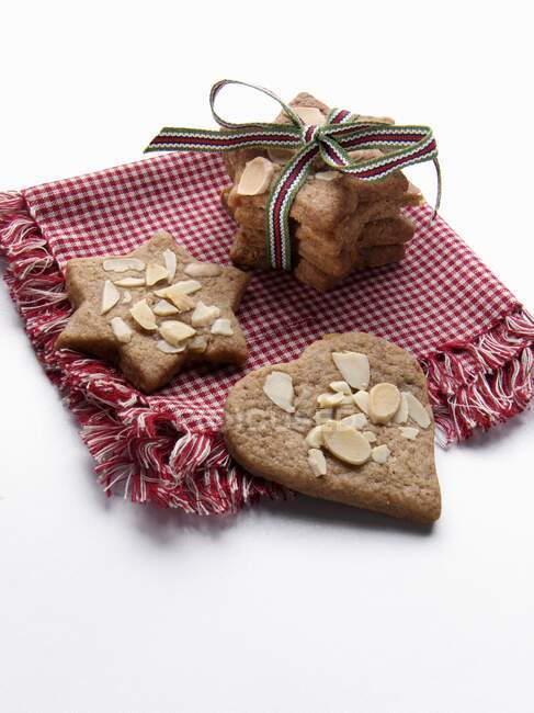 Christmas biscuits with almonds — Stock Photo
