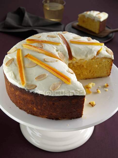 A Morrocan orange cake — Stock Photo