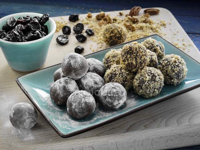 Cherry chocolate truffles close-up view — Stock Photo