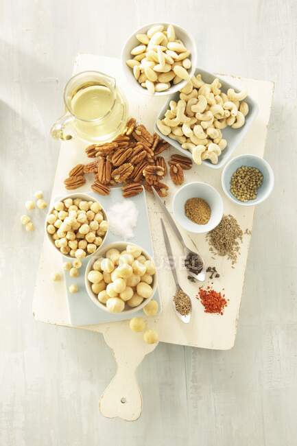 Ингредиенты для острых орехов — стоковое фото