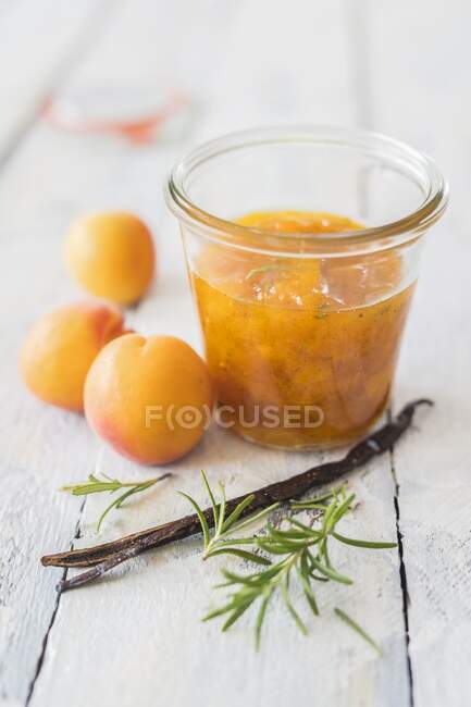 Apricot jam close-up view — Stock Photo