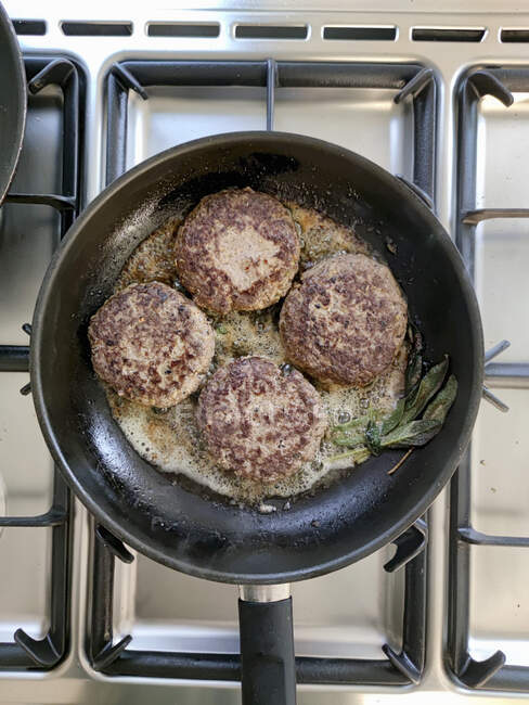 Venison meatballs in a pan — Stock Photo
