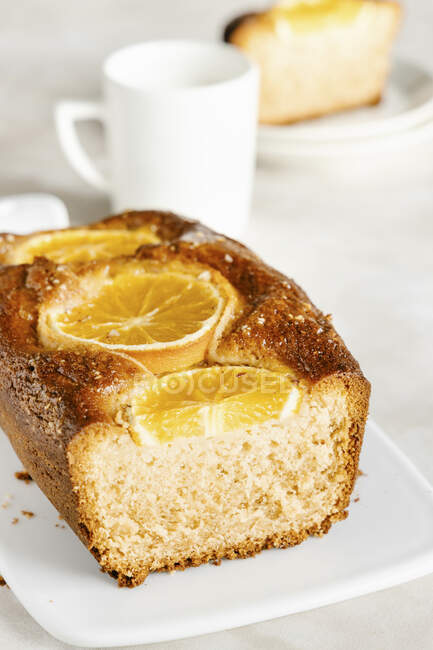 Torta di pane al burro d'arachidi e arancia — Foto stock