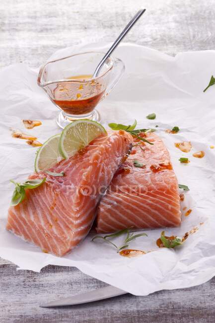 Marinated salmon with herbs — Stock Photo