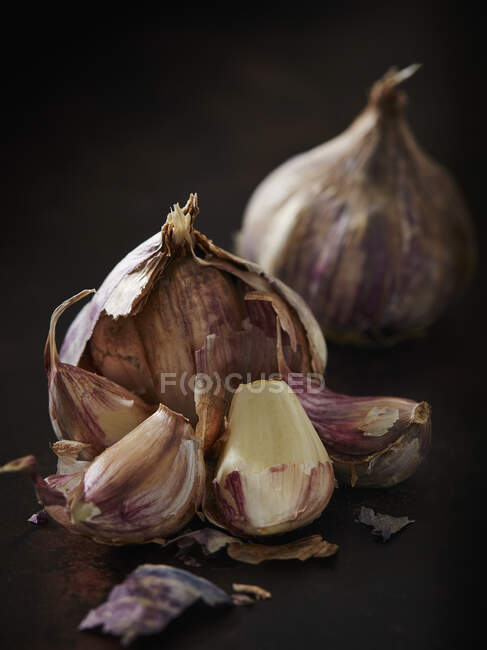 Ripe garlic close-up view — Stock Photo