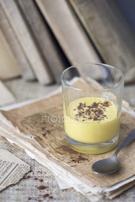 Traditional Polish dessert kogel mogel, made of raw egg yolks and sugar — Stock Photo