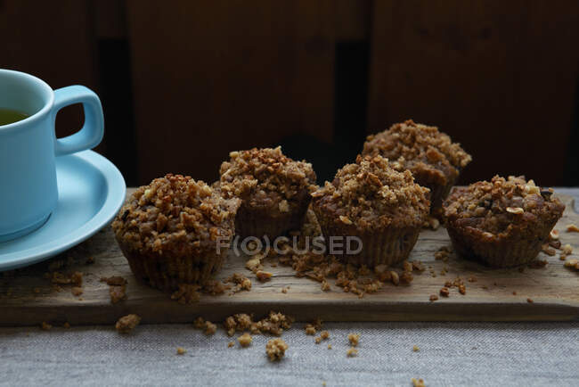 Mela sbriciolare muffin vista da vicino — Foto stock