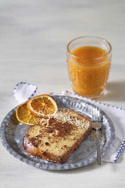 Traditional French pain perdu made with pain brioche — Stock Photo