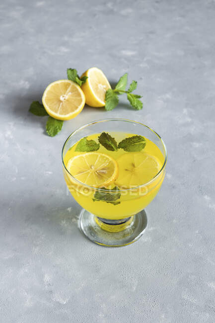 Gelatina de limón vista de cerca - foto de stock