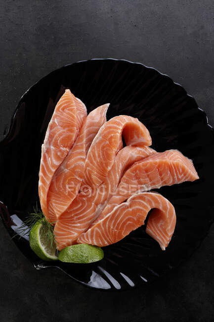 Pieces of fresh salmon — Stock Photo