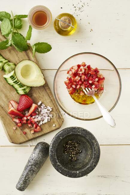 Strawberry dressing with the ingredients — Stock Photo