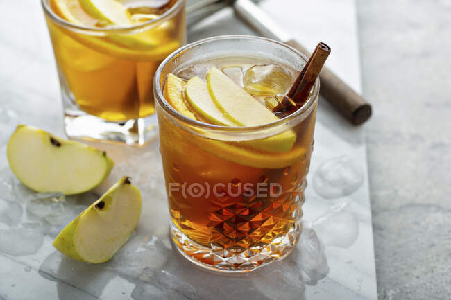 Apple cider old fashioned cocktail with cinnamon — Stock Photo