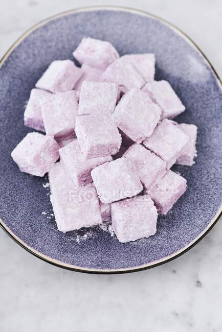 Marshmallow quadrati dolci fatti in casa — Foto stock
