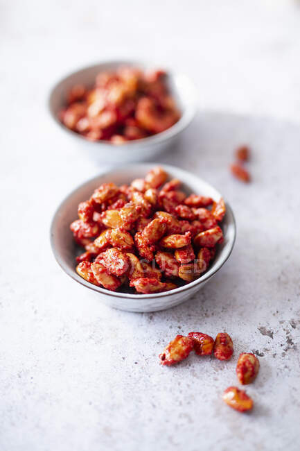 Roasted red almonds from France — Stock Photo