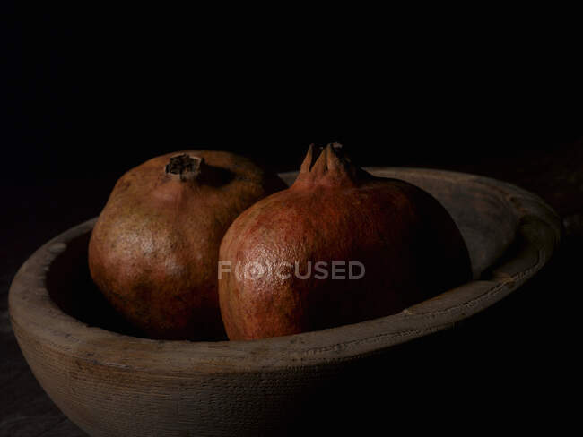 Eine Schale Granatäpfel — Stockfoto