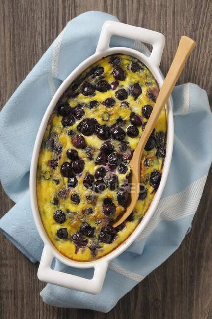 Blueberry clafoutis close-up view — Stock Photo