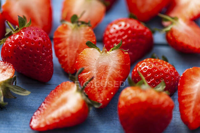 Fresh strawberries close-up view — Stock Photo