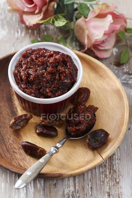 Date paste in a small bowl — Stock Photo