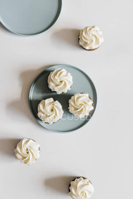 Vainilla cupcakes vista de cerca - foto de stock