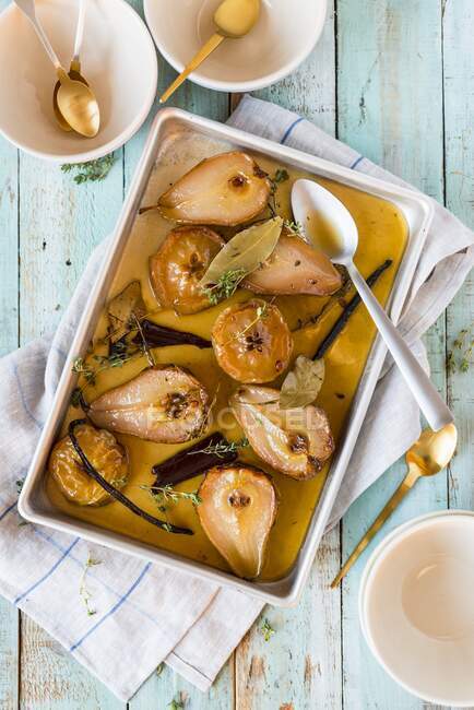 Pears roasted in cider — Stock Photo