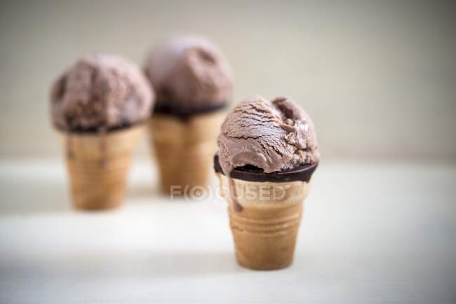 Chocolate ice cream in waffle cups (vegan) — Stock Photo
