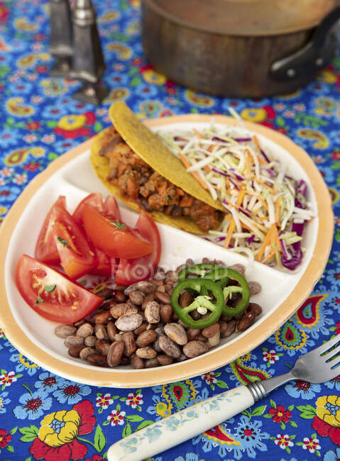 Taco with Pinto Beans — Stock Photo