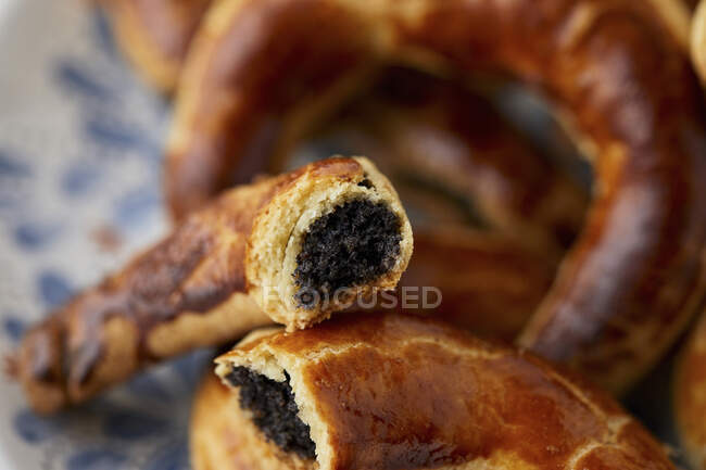 Bratislavsk rozky, crescent-shaped dessert filled with poppy seed or nut filling — Stock Photo