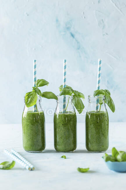 Fresh green smoothie in glasses, detox diet — Stock Photo