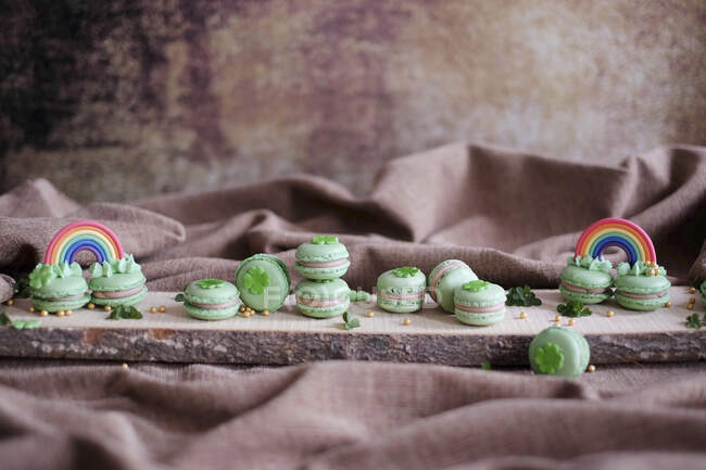 Macarons for St. Patrick's Day — Stock Photo