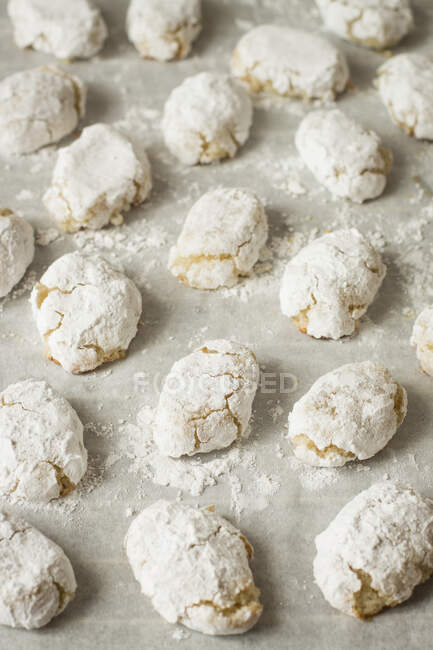 Ricciarelli (biscotti natalizi italiani) — Foto stock