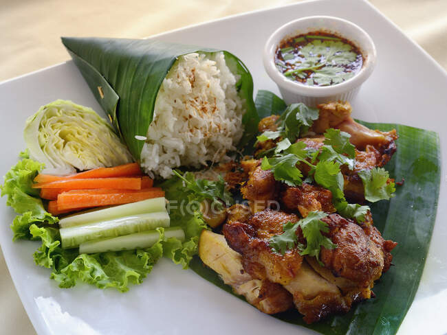 Gai Yang Kamin (grilled chicken, Thailand) — Stock Photo