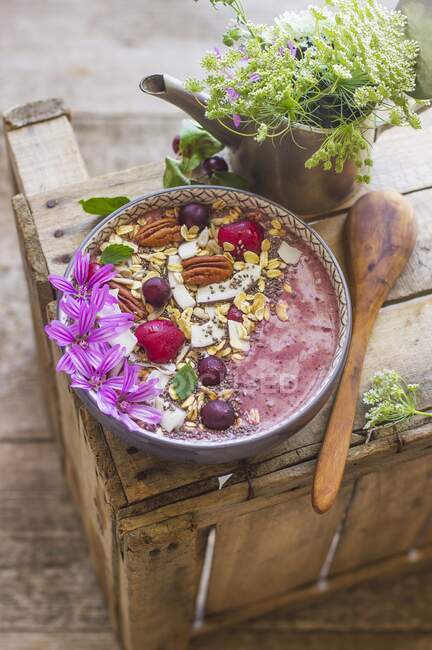 A smoothie bowl with cherries — Stock Photo