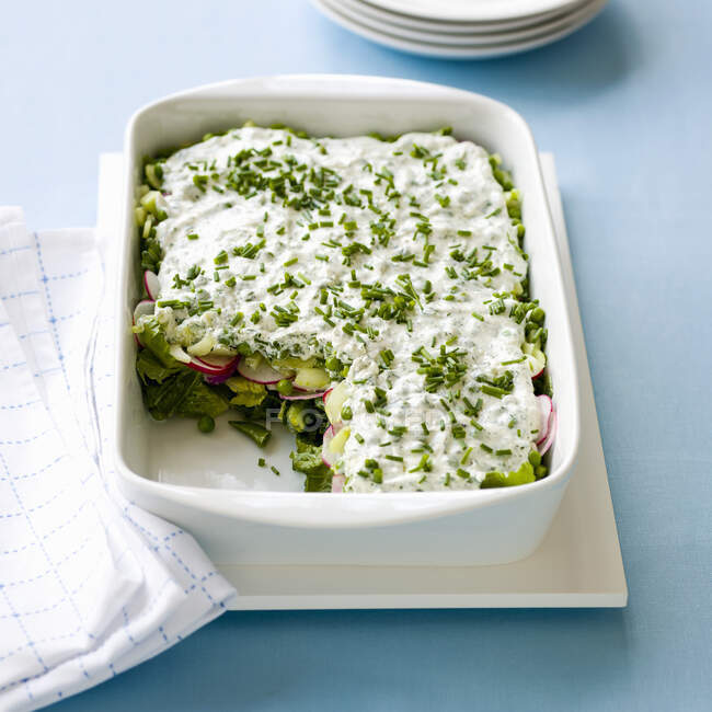 An icebox salad in a baking dish — Stock Photo
