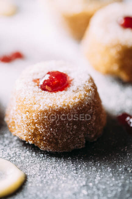 Mini muffins beignet confiture — Photo de stock