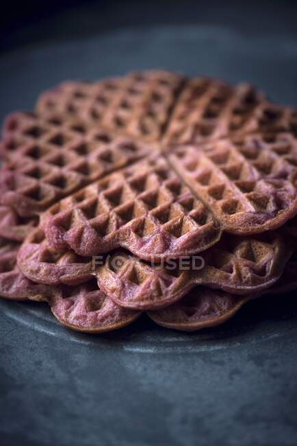 Vegan raspberry waffles close-up view — Stock Photo