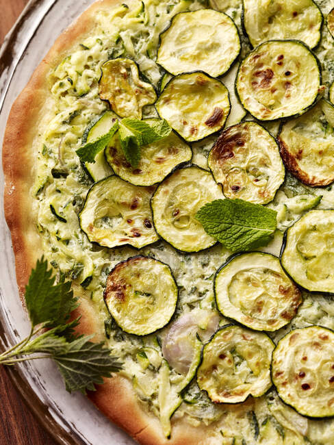 Courgette pizza (seen from above) — Stock Photo