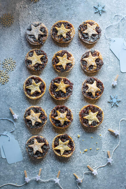 Homemade mince pies close-up view — Stock Photo