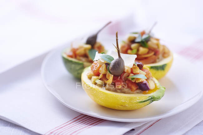 Round zucchinis stuffed with ratatouille (court of Cyril Lignac) — Stock Photo